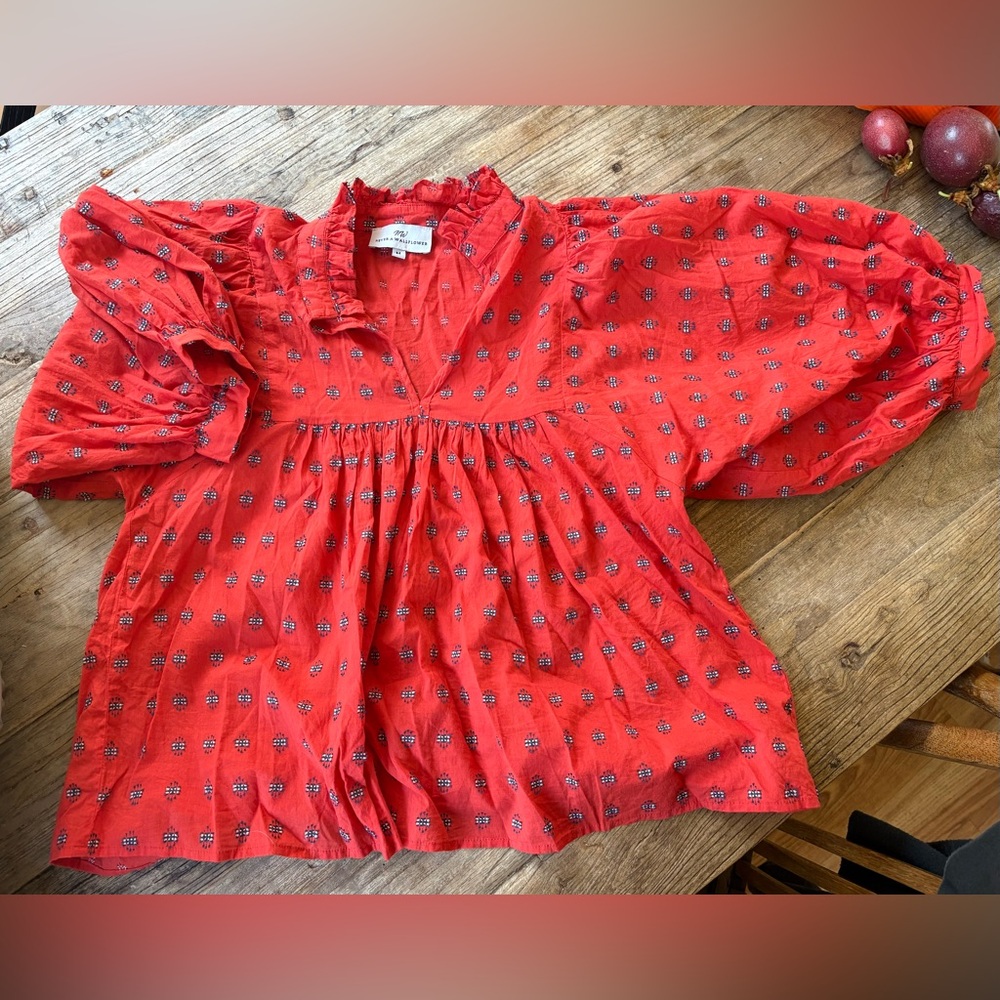 Never a Wallflower Red Embroidered Puff Sleeve Top M